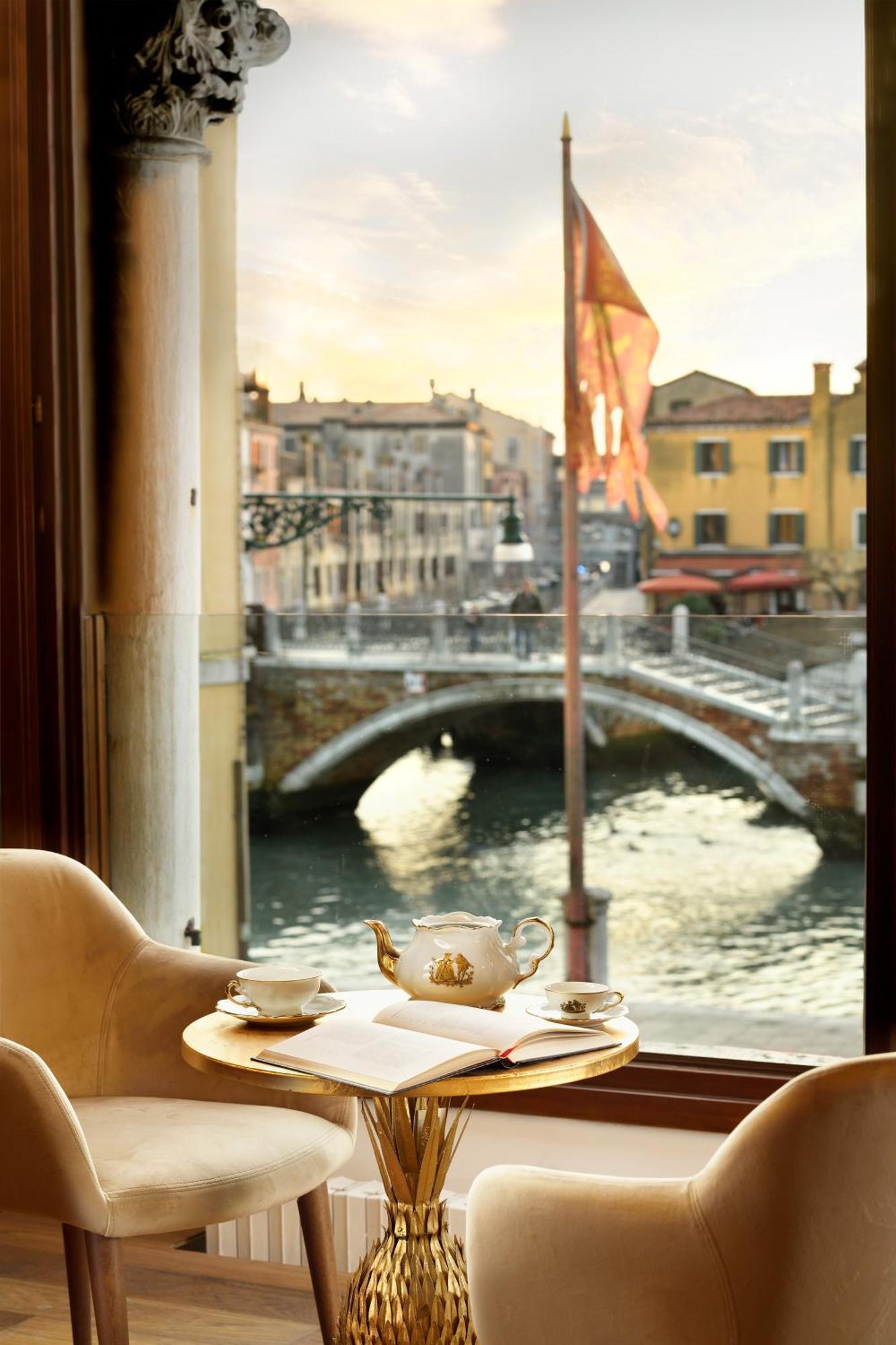 Swan Dolcevita Prestige Stay - Canal View & Exclusive Experience Wenecja Zewnętrze zdjęcie