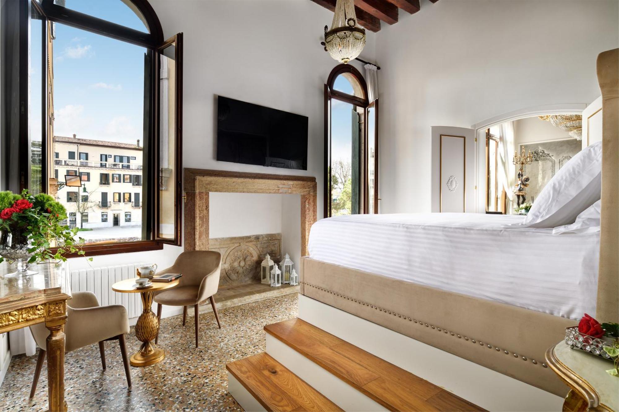 Swan Dolcevita Prestige Stay - Canal View & Exclusive Experience Wenecja Zewnętrze zdjęcie